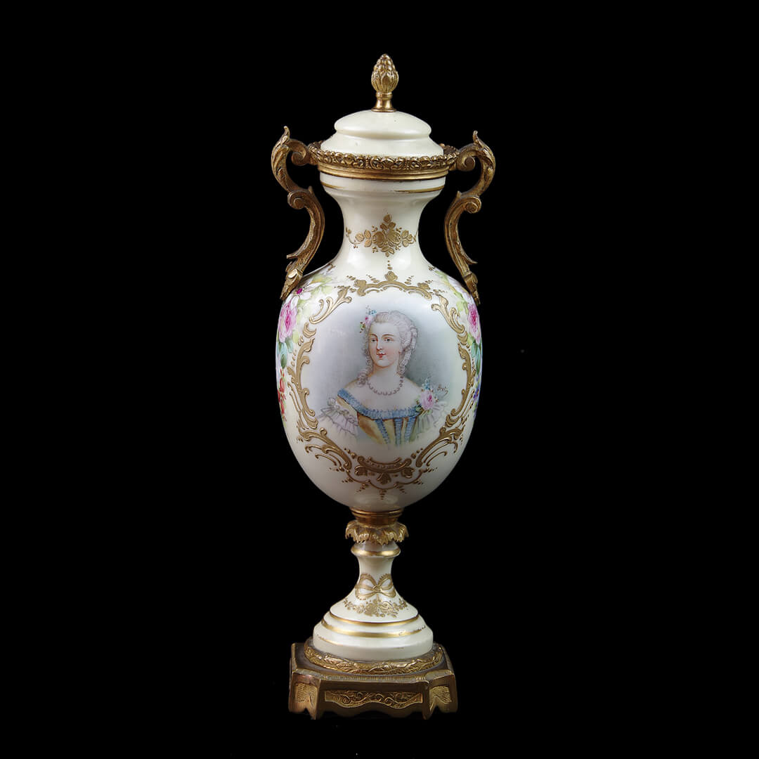 tuileries vase a 2
