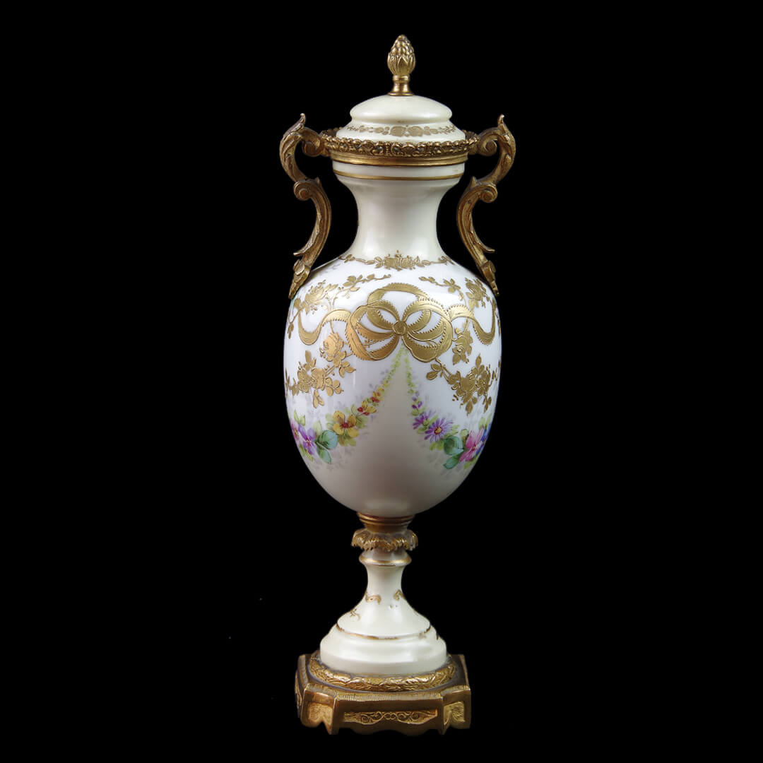 tuileries vase a 7